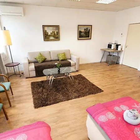 Hostel Paide Event Center *